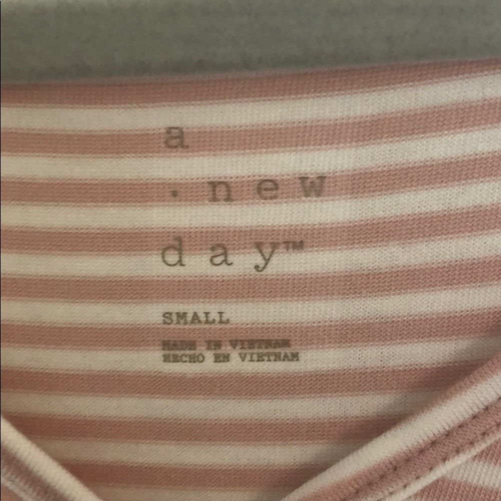 A NEW DAY striped tee PLEASE BUNDLE ๐ - Picture 2 of 6